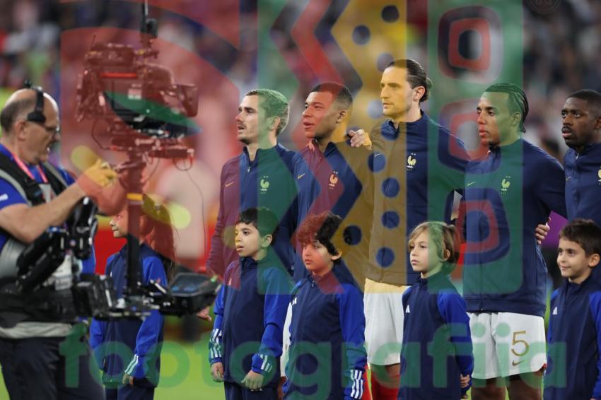 2022 FIFA World Cup - France vs Poland